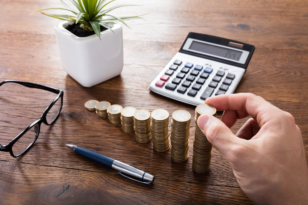 Consumer loan interest rates fell by 52% in the past year