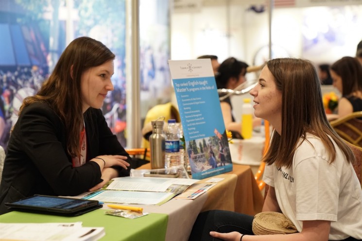 Turkish Students Find Jobs in the Best Companies in Canada and Ireland
